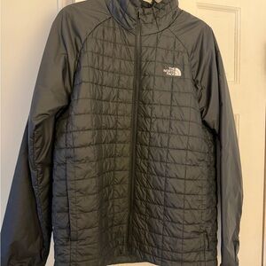 The North Face Men's black Puffer Jacket